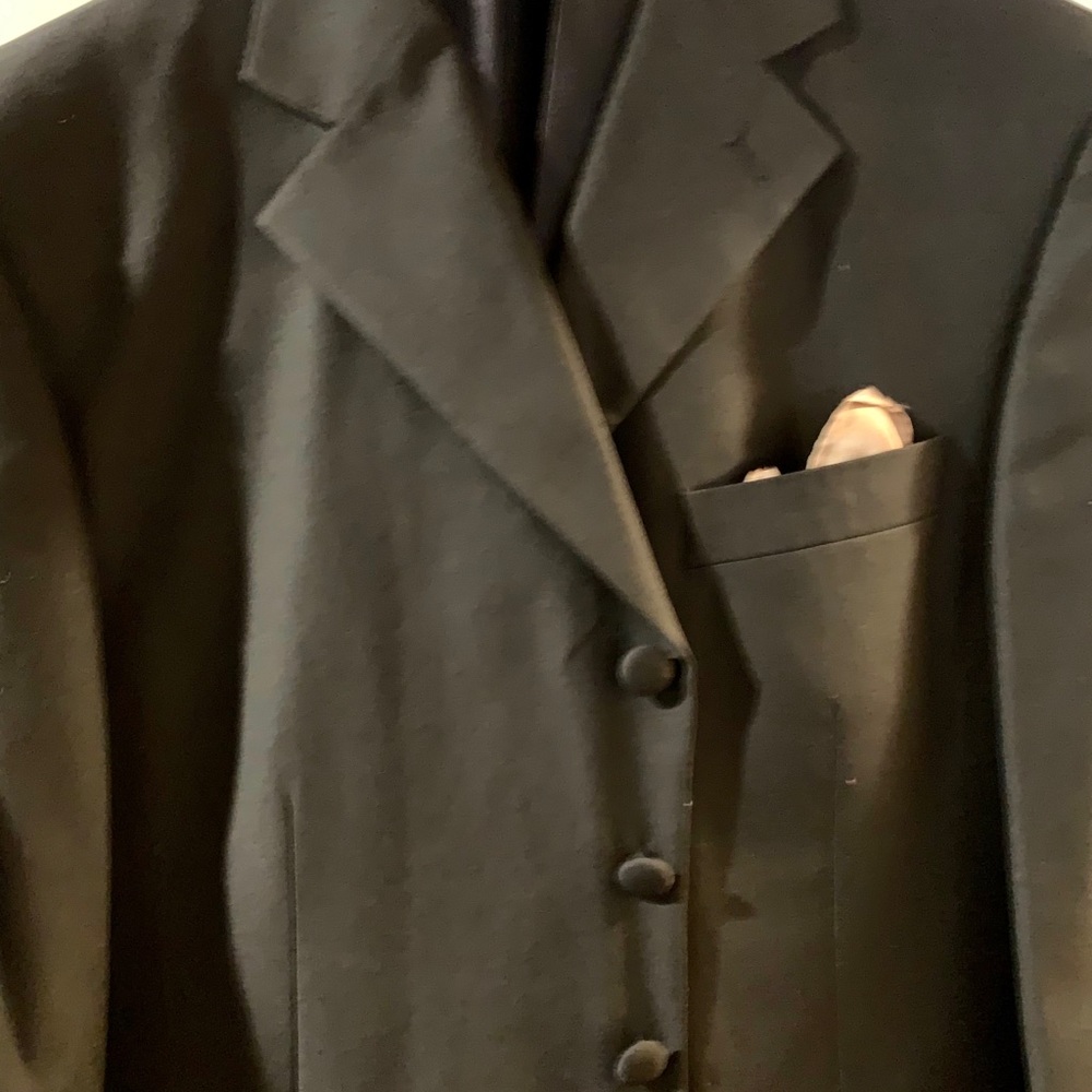 Men Suits - Picture 4 of 4